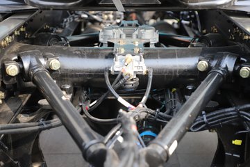 ��������X5000 ݼӢ�� 11.5L���� 530���� 6X4 ��ʿ��12�� ǣ����ͼƬ