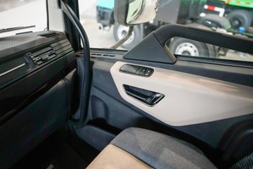 �������ó����KC 6X2 4.8�״��綯��ж�� ����ʱ��282kWhͼƬ