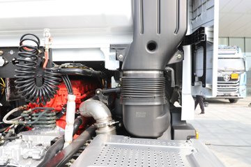 ��������X5000C 9.9L���� 480���� 6X4 ��ʿ��12�� ǣ����ͼƬ