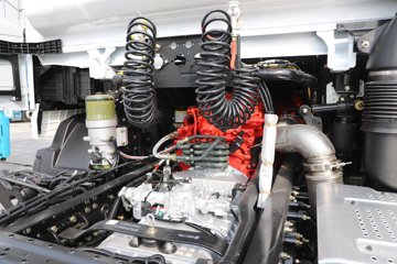 ��������X5000C 9.9L���� 480���� 6X4 ��ʿ��12�� ǣ����ͼƬ