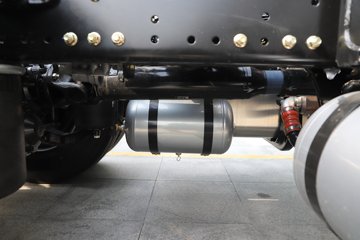 ��������X5000C 9.9L���� 480���� 6X4 ��ʿ��12�� ǣ����ͼƬ