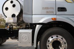 陕汽德龙M5000 12.5L LNG 530马力 6X4 法士特12档 牵引车