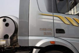 德龙M5000&nbsp;牵引车外观                                                图片