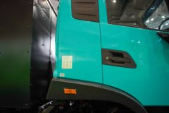 东风天锦KC 8X4 6.5米纯电动自卸车 宁德时代352kWh