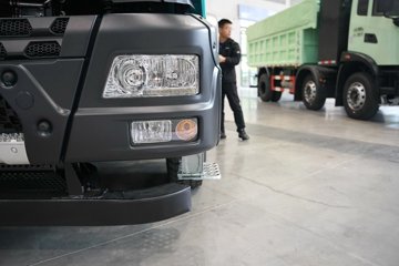 �������KC 8X4 6.5�״��綯��ж�� ����ʱ��352kWhͼƬ