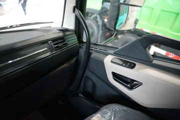 �������KC 8X4 6.5�״��綯��ж�� ����ʱ��352kWhͼƬ