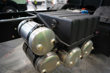 �������KC 8X4 6.5�״��綯��ж�� ����ʱ��352kWhͼƬ