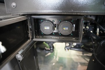 �������KC 8X4 6.5�״��綯��ж�� ����ʱ��352kWhͼƬ