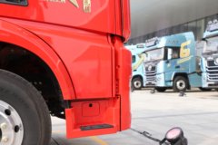 陕汽德龙M5000C 龙骥 9.9L柴油 480马力 6X4 法士特12档 牵引车