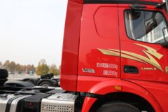 陕汽德龙M5000C 龙骥 9.9L柴油 480马力 6X4 法士特12档 牵引车