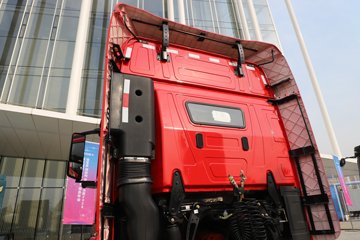 ��������M5000C ���� 9.9L���� 480���� 6X4 ��ʿ��12�� ǣ����ͼƬ