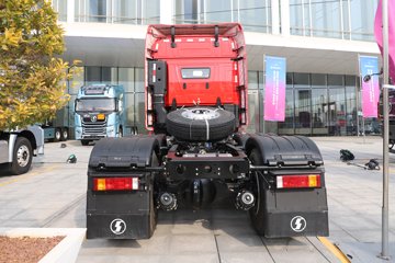 ��������M5000C ���� 9.9L���� 480���� 6X4 ��ʿ��12�� ǣ����ͼƬ