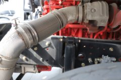 陕汽德龙M5000C 龙骥 9.9L柴油 480马力 6X4 法士特12档 牵引车