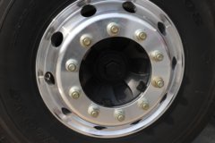 陕汽德龙M5000C 龙骥 9.9L柴油 480马力 6X4 法士特12档 牵引车