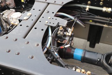 ��������M5000C ���� 9.9L���� 480���� 6X4 ��ʿ��12�� ǣ����ͼƬ