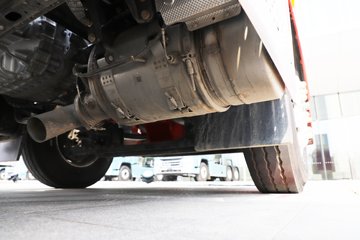 ��������M5000C ���� 9.9L���� 480���� 6X4 ��ʿ��12�� ǣ����ͼƬ