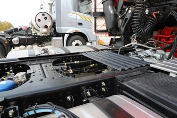 ��������M5000C ���� 9.9L���� 480���� 6X4 ��ʿ��12�� ǣ����ͼƬ