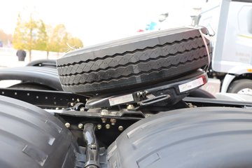 ��������M5000C ���� 9.9L���� 480���� 6X4 ��ʿ��12�� ǣ����ͼƬ