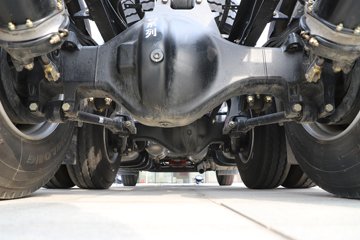 ��������M5000C ���� 9.9L���� 480���� 6X4 ��ʿ��12�� ǣ����ͼƬ