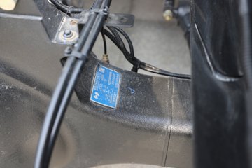 ��������M5000C ���� 9.9L���� 480���� 6X4 ��ʿ��12�� ǣ����ͼƬ