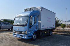 广汽领程T3F Plus 4x2 4.06米单排燃料电池冷藏车 巨湾30.66kWh