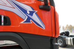 陕汽德龙X5000C 高原版 12.5L柴油 600马力 8X4 法士特13档 6.8米自卸车