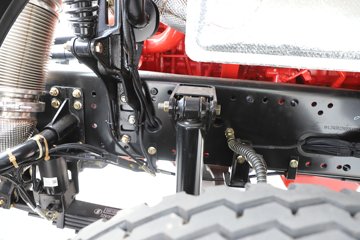 ��������X5000C ��ԭ�� 12.5L���� 600���� 8X4 ��ʿ��13�� 6.8����ж��ͼƬ