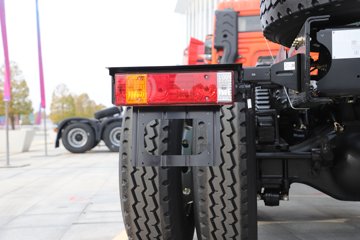 ��������X5000C ��ԭ�� 12.5L���� 600���� 8X4 ��ʿ��13�� 6.8����ж��ͼƬ