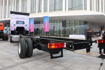 ��������M6000C 6.8L���� 320���� 4X2 ������10�� AMT�Զ��� 9.8����ʽ�ػ���ͼƬ