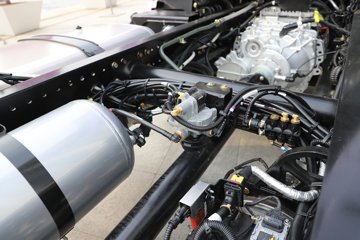 ��������M6000C 6.8L���� 320���� 4X2 ������10�� AMT�Զ��� 9.8����ʽ�ػ���ͼƬ