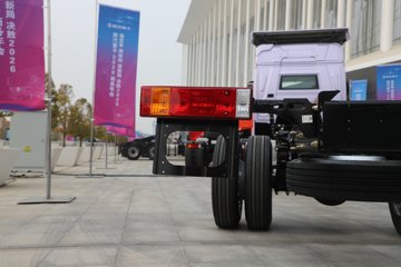 ��������M6000C 6.8L���� 320���� 4X2 ������10�� AMT�Զ��� 9.8����ʽ�ػ���ͼƬ