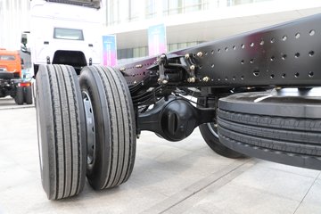 ��������M6000C 6.8L���� 320���� 4X2 ������10�� AMT�Զ��� 9.8����ʽ�ػ���ͼƬ