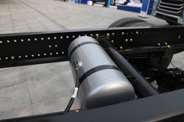 ��������M6000C 6.8L���� 320���� 4X2 ������10�� AMT�Զ��� 9.8����ʽ�ػ���ͼƬ