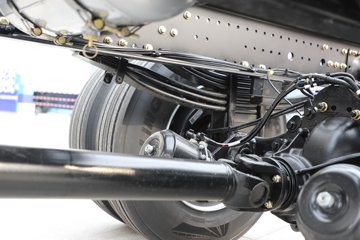 ��������M6000C 6.8L���� 320���� 4X2 ������10�� AMT�Զ��� 9.8����ʽ�ػ���ͼƬ