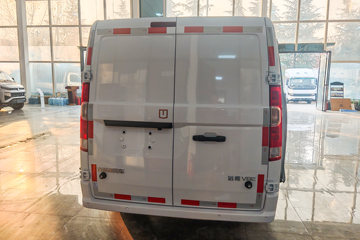 Զ������V8E 2025�� �ǻ۰� 2�� ���綯��ջ��� ����ʱ��50.2kWhͼƬ