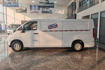 Զ������V8E 2025�� �ǻ۰� 2�� ���綯��ջ��� ����ʱ��50.2kWhͼƬ