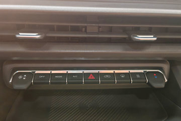 Զ������V8E 2025�� �ǻ۰� 2�� ���綯��ջ��� ����ʱ��50.2kWhͼƬ