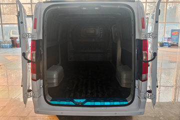 Զ������V8E 2025�� �ǻ۰� 2�� ���綯��ջ��� ����ʱ��50.2kWhͼƬ