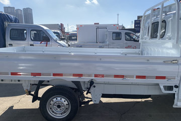 ����;��T7 2025�� 1.6L���� 122���� 5�� 3.1�׵�������΢��ͼƬ