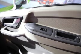 统帅&nbsp;载货车驾驶室                                               图片