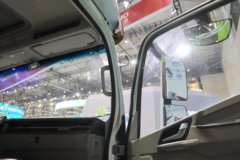 重汽HOWO统帅T8 2.5L柴油 185马力 中国重汽12档 4.15米单排仓栅式轻卡(睡眠舱) 重汽HOWO统帅T8 2.5L柴油 185马力 中国重汽12档 4.15米单排仓栅式轻卡(睡眠舱)