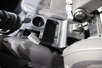 ����HOWOͳ˧T8 2.5L���� 185���� �й�����12�� 4.15�׵��Ų�դʽ�Ῠ(˯�߲�)ͼƬ