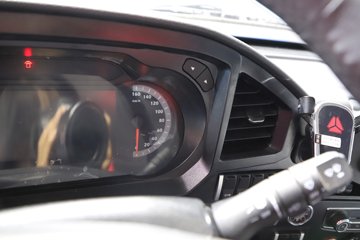 ����HOWOͳ˧T8 2.5L���� 185���� �й�����12�� 4.15�׵��Ų�դʽ�Ῠ(˯�߲�)ͼƬ