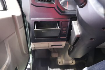 ����HOWOͳ˧T8 2.5L���� 185���� �й�����12�� 4.15�׵��Ų�դʽ�Ῠ(˯�߲�)ͼƬ