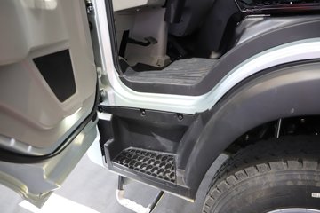 ����HOWOͳ˧T8 2.5L���� 185���� �й�����12�� 4.15�׵��Ų�դʽ�Ῠ(˯�߲�)ͼƬ