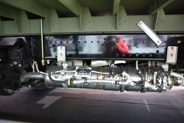 ����HOWOͳ˧T8 2.5L���� 185���� �й�����12�� 4.15�׵��Ų�դʽ�Ῠ(˯�߲�)ͼƬ