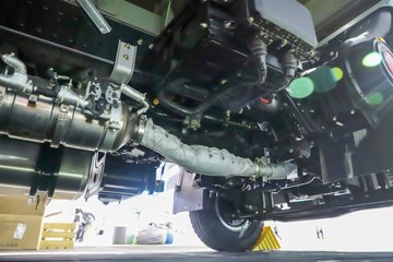 ����HOWOͳ˧T8 2.5L���� 185���� �й�����12�� 4.15�׵��Ų�դʽ�Ῠ(˯�߲�)ͼƬ