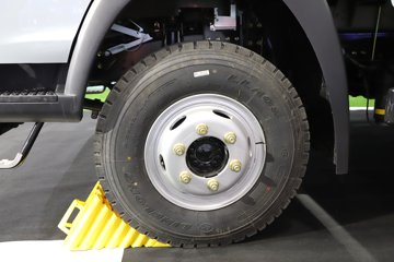 ����HOWOͳ˧T8 2.5L���� 185���� �й�����12�� 4.15�׵��Ų�դʽ�Ῠ(˯�߲�)ͼƬ