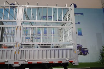 ����HOWOͳ˧T8 2.5L���� 185���� �й�����12�� 4.15�׵��Ų�դʽ�Ῠ(˯�߲�)ͼƬ