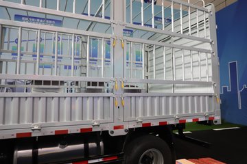 ����HOWOͳ˧T8 2.5L���� 185���� �й�����12�� 4.15�׵��Ų�դʽ�Ῠ(˯�߲�)ͼƬ